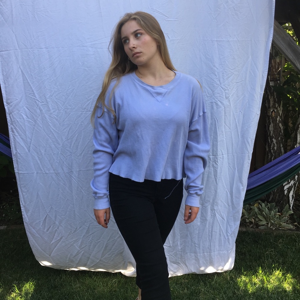 Light blue long sleeve crop top